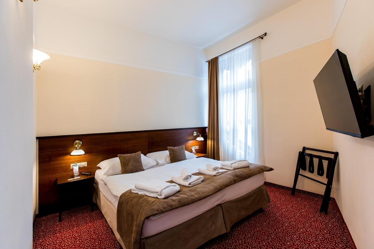 Hotel Bankov Kosice Room photo
