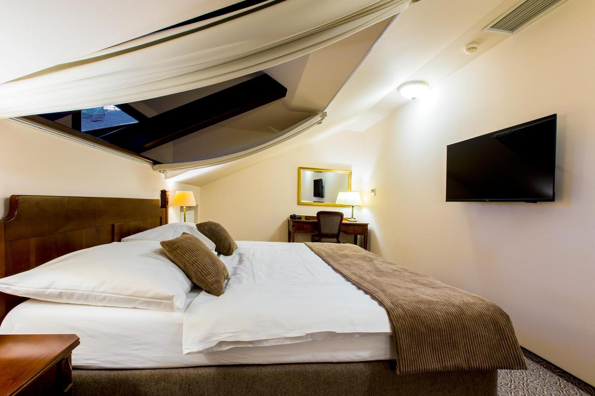 Hotel Bankov Kosice Room photo